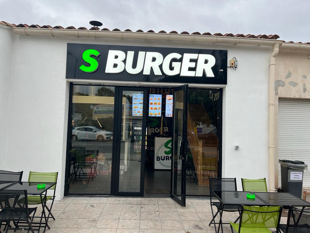 S Burger - Snack Et Restaurant A Rocbaron